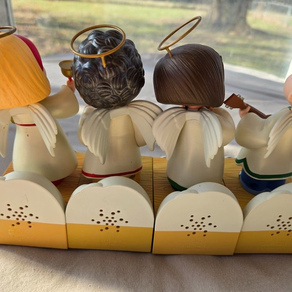 Hallmark 2012 Wireless Children's Angel Choir Pageant Animated Musical - Picture 7 of 13